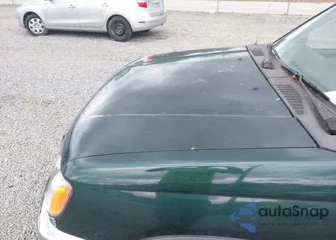 2000 Nissan Frontier Xe from USA, damaged, VIN 1N6DD26S3YC381411